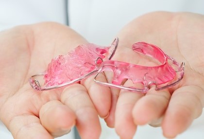 What If I Don't Wear a Retainer After Braces Come Off? - Medland  Orthodontics